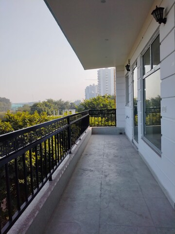 Balcony in 3 BHK Builder Floor at Sector 45 – for Sale