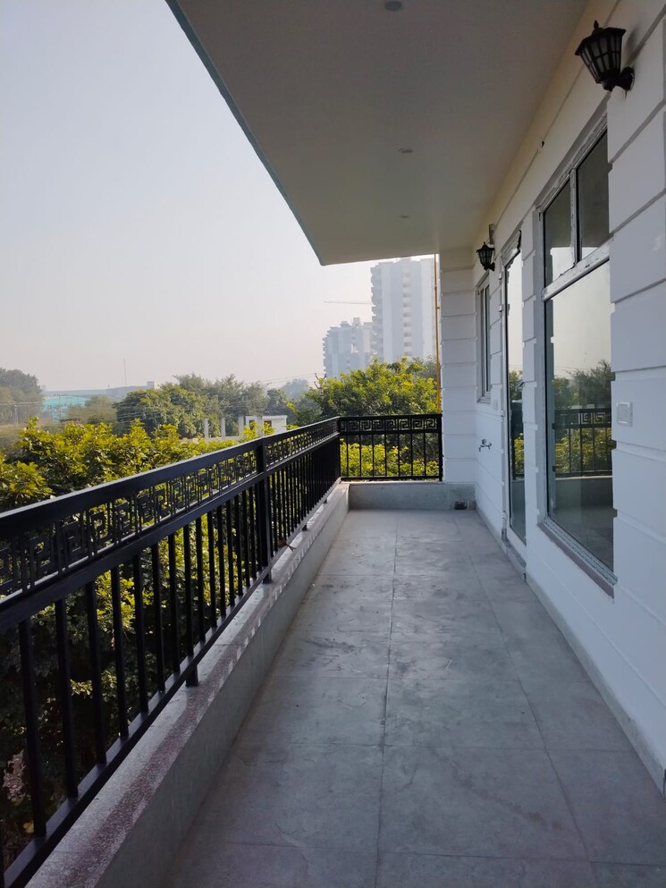 Balcony, sector 45 3 Bedroom 2250 Sq.Ft. Builder Floor In Sector 45 Faridabad 9135568