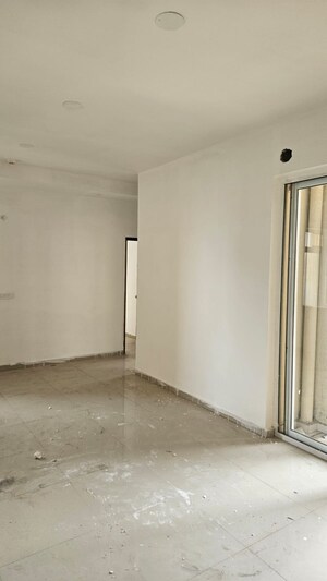 Room in 2 BHK Apartment at Arihant Residency, Ahinsa Khand 2 – for Sale