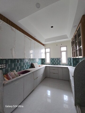 Kitchen in 3 BHK Builder Floor at Ansal Plaza Sector-23, Sector 23 – for Rent