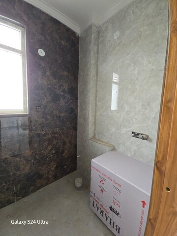 Bathroom in 3 BHK Builder Floor at Ansal Plaza Sector-23, Sector 23 – for Rent