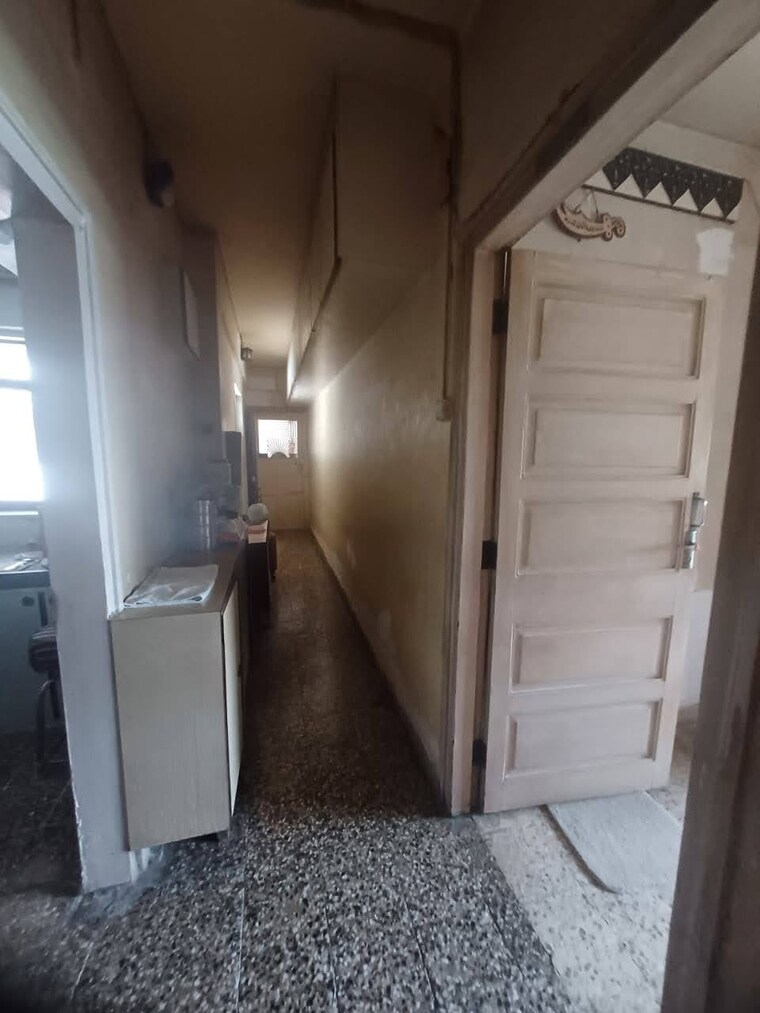 undefined, santacruz west 2 Bedroom 825 Sq.Ft. Apartment In Santacruz West Mumbai 9135573