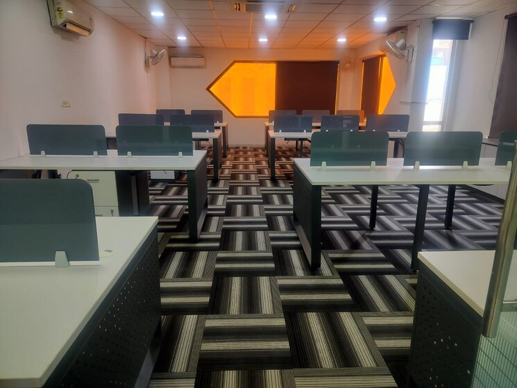 Gym, sector 3 Commercial Office Space 1500 Sq.Ft. In Sector 3 Noida 9135574