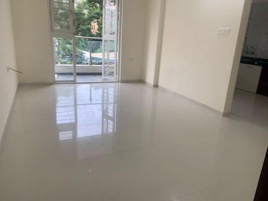 2 BHK 950 Sq.Ft. Apartment in Prakriti Society