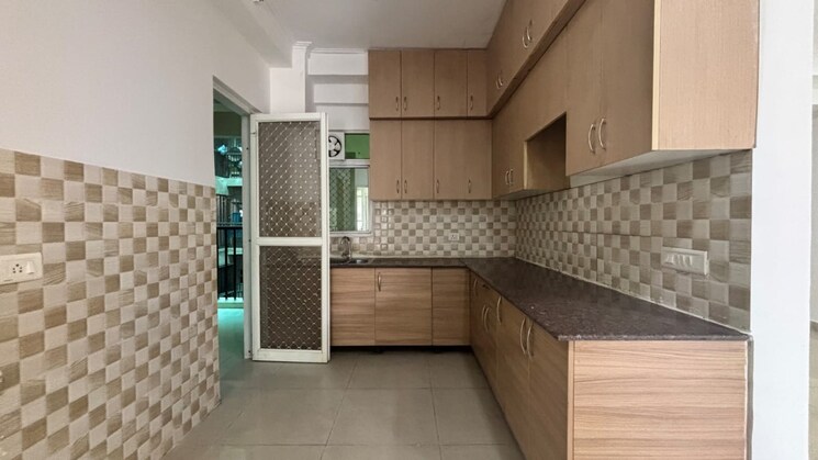 Kitchen, gaur-city-2-16th-avenue 3 Bedroom 873 Sq.Ft. Apartment In Sector 16c Greater Noida Greater Noida 9135599