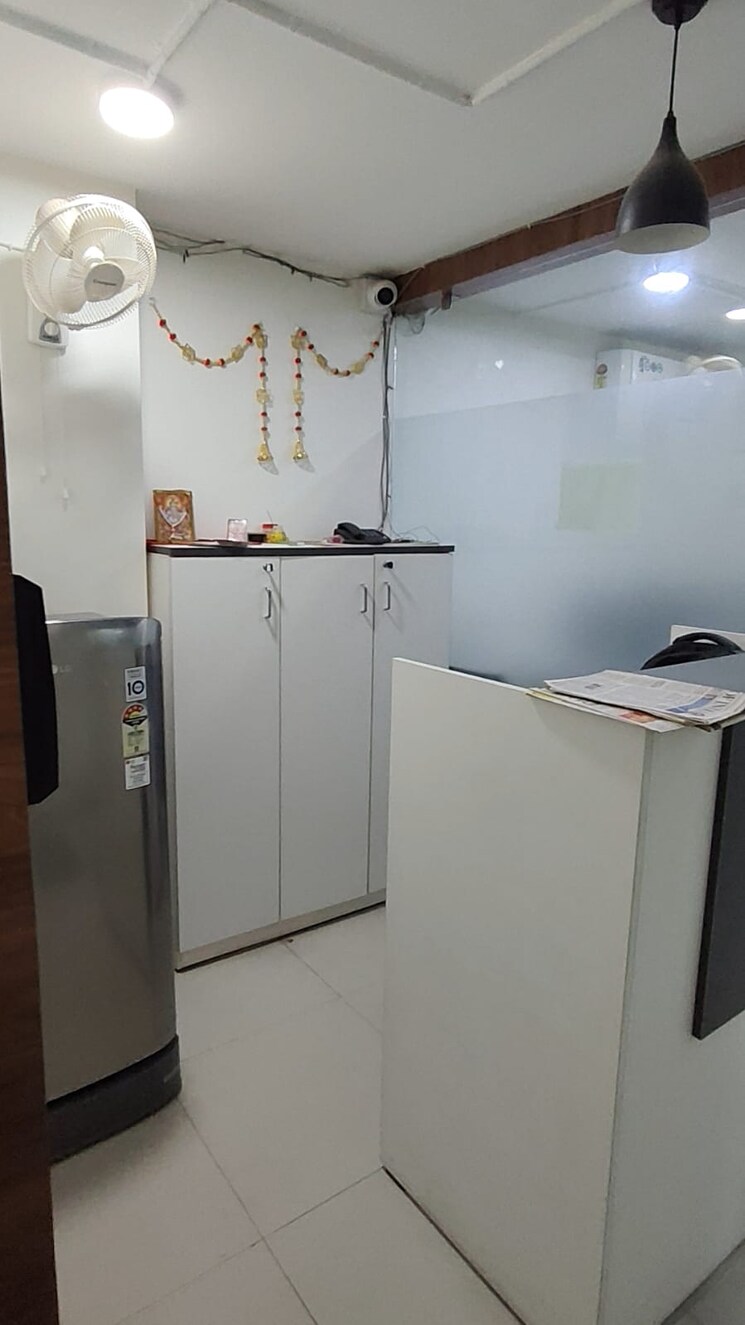 Kitchen, shivalik-shilp Commercial Office Space 986 Sq.Ft. In Sanidhya Ahmedabad 9135593