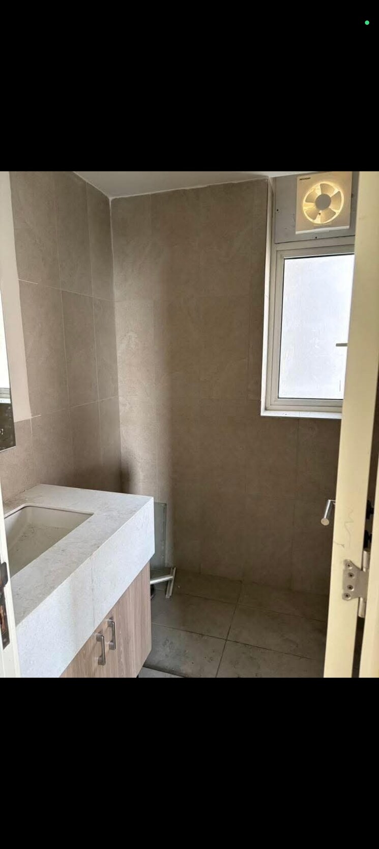 Bathroom, ireo-the-corridors 2.5 Bedroom 1500 Sq.Ft. Apartment In Sector 67a Gurgaon 9135641