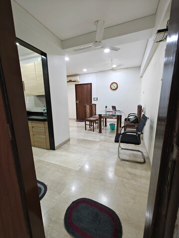 Room in 2 BHK Apartment at Orchid Towers, Andheri West – for Rent