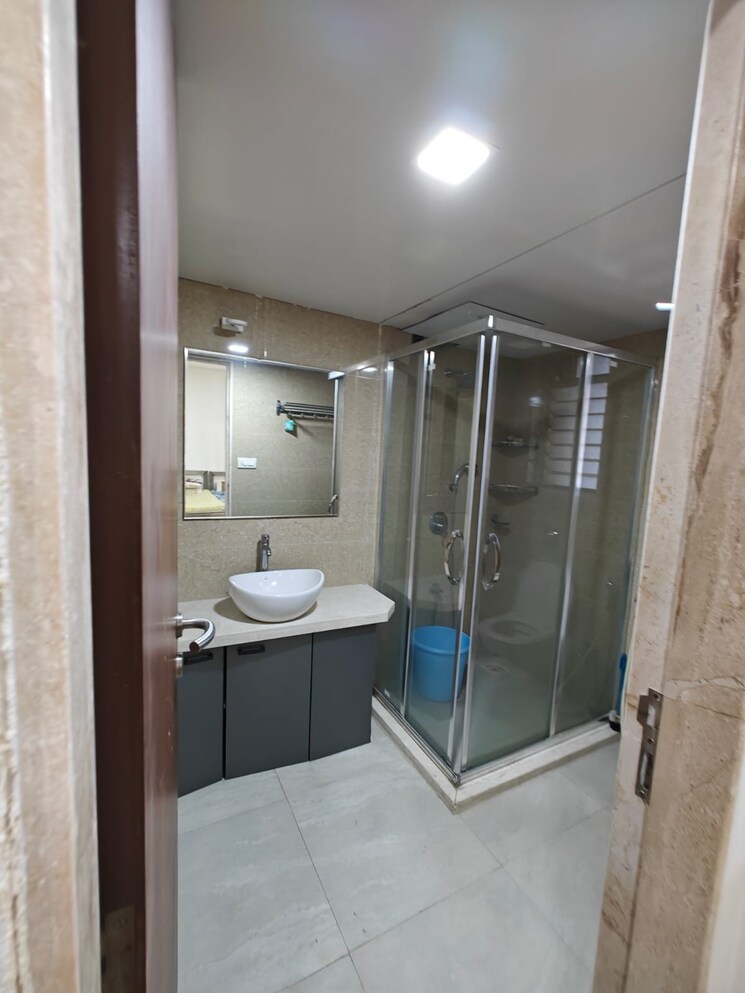 Bathroom, orchid-towers 2 Bedroom 912 Sq.Ft. Apartment In Andheri West Mumbai 9135643