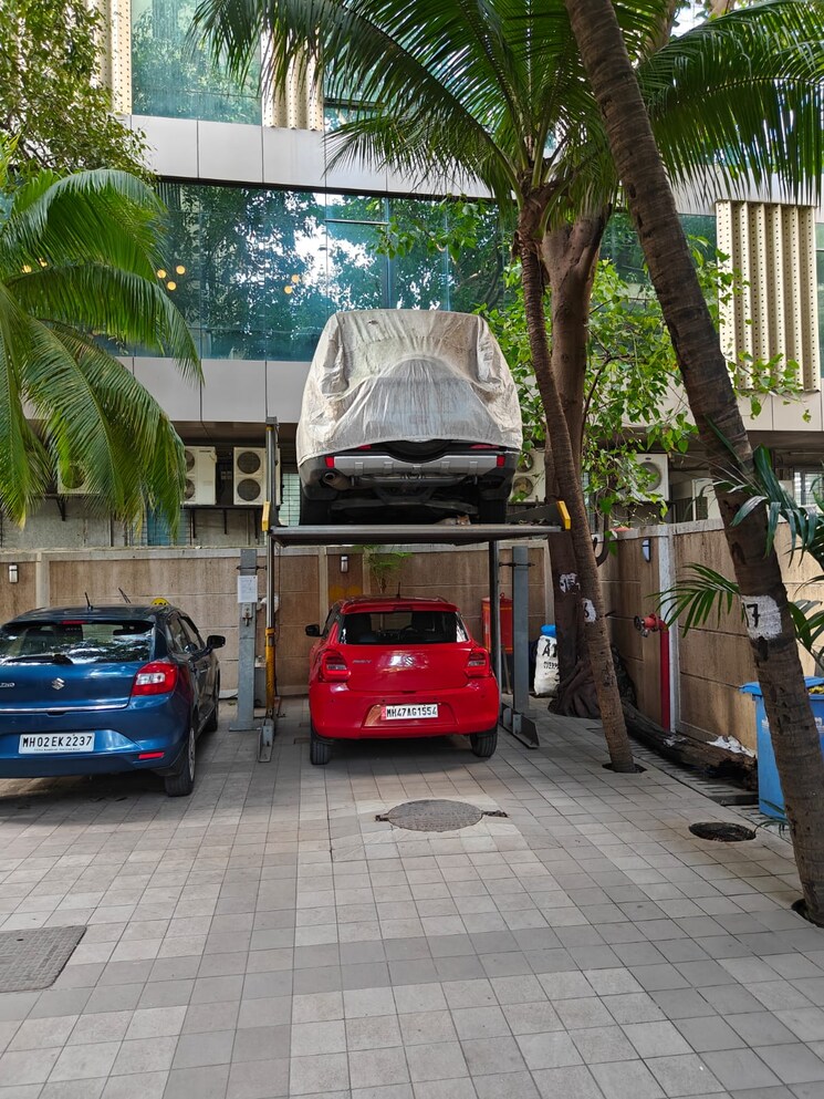  Parking, orchid-towers 2 Bedroom 912 Sq.Ft. Apartment In Andheri West Mumbai 9135643