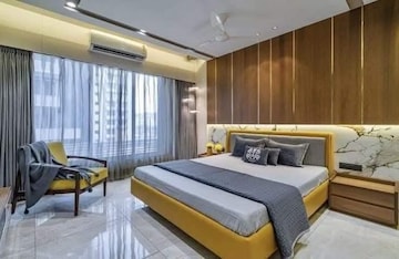 Bedroom in 3 BHK Apartment at Andheri West – for Rent