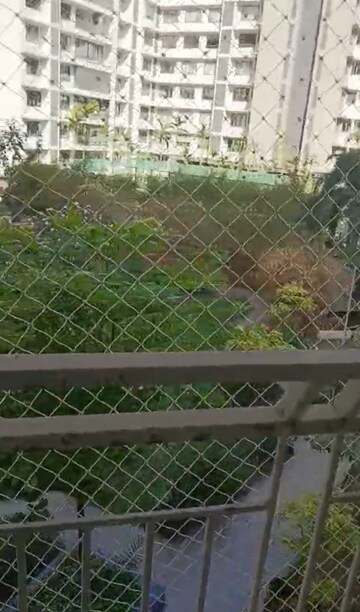 Balcony in 2 BHK Apartment at Best Complex Andheri West, Andheri West – for Rent