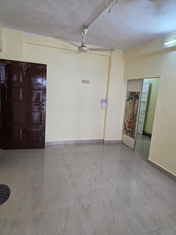 Room in 2 BHK Apartment at Kamla Airbus, Andheri East – for Rent
