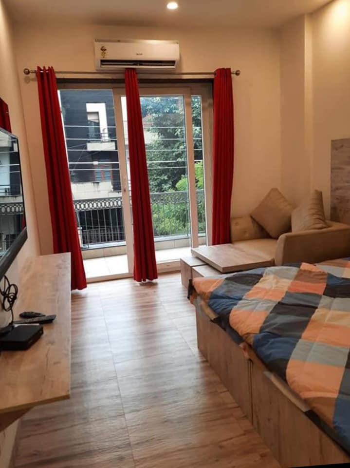 1 Rk+ Pooja Room Builder Floor For Rent in Dlf City PhasE-2