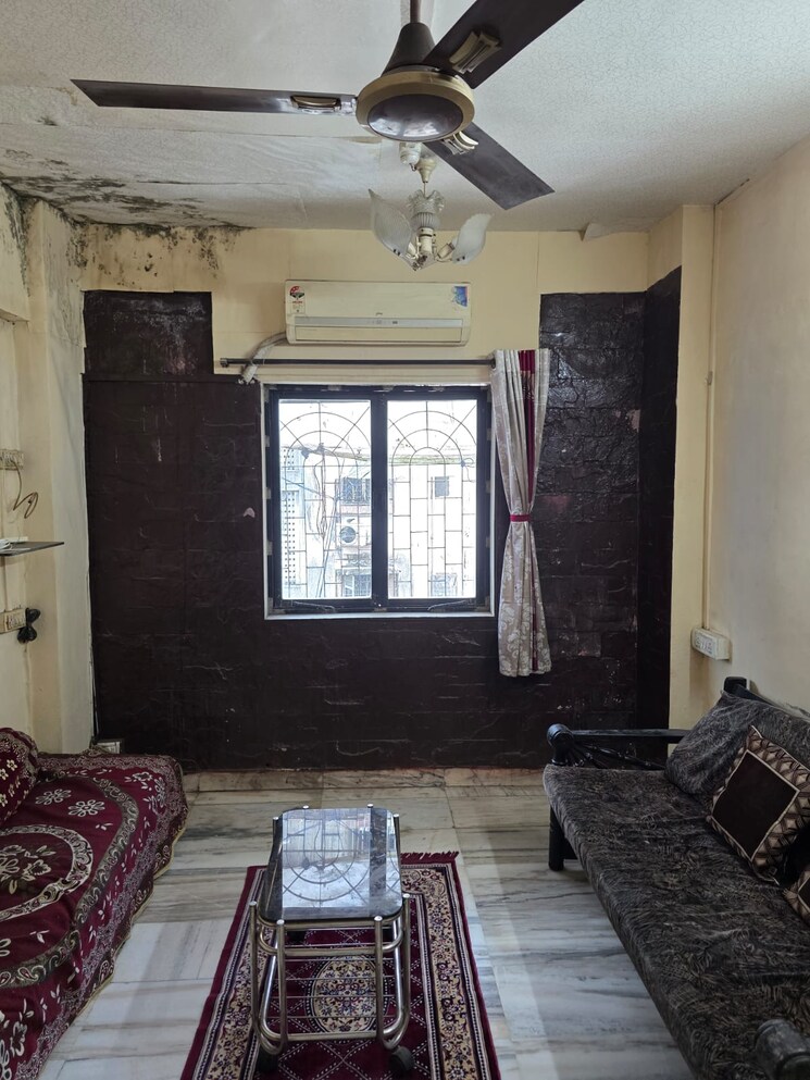 Living Room, kamla-airbus 1.5 Bedroom 700 Sq.Ft. Apartment In Andheri East Mumbai 9135720