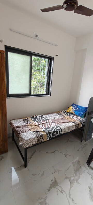 Bedroom in  Pg at Gokhalenagar – for Rent
