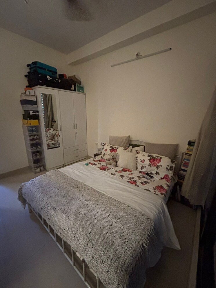 Bedroom, andheri west 2 Bedroom 800 Sq.Ft. Apartment In Andheri West Mumbai 9135751