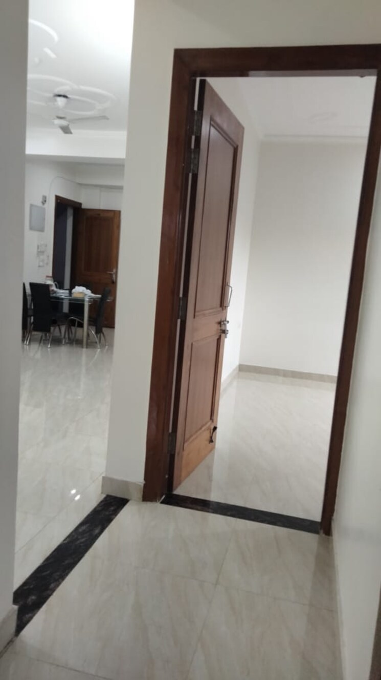 Room, krishna-homes-gurgaon 3 Bedroom 1500 Sq.Ft. Apartment In Sector 14 Gurgaon 9135795