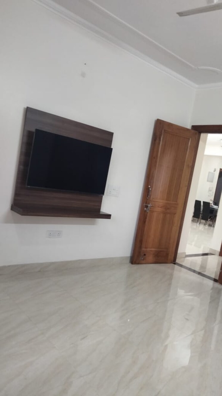 Room, krishna-homes-gurgaon 3 Bedroom 1500 Sq.Ft. Apartment In Sector 14 Gurgaon 9135795