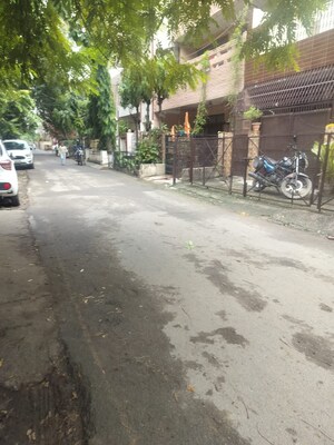 Parking in 6+ BHK Independent House at RWA Apartments Sector 12, Sector 12 – for Sale