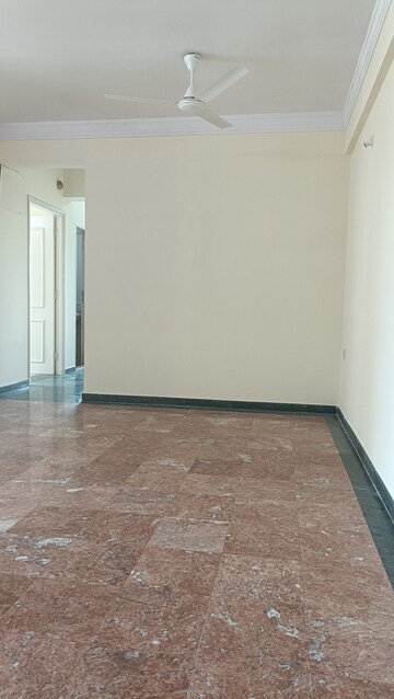 Room in 1 BHK Apartment at Hiranandani Estate Crown, Ghodbunder Road – for Rent