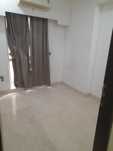 Room in 2 BHK Apartment at Omkar Meridia, Kurla West – for Rent