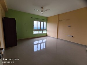 Room in 3.5 BHK Apartment at Elita Garden Vista, New Town – for Sale