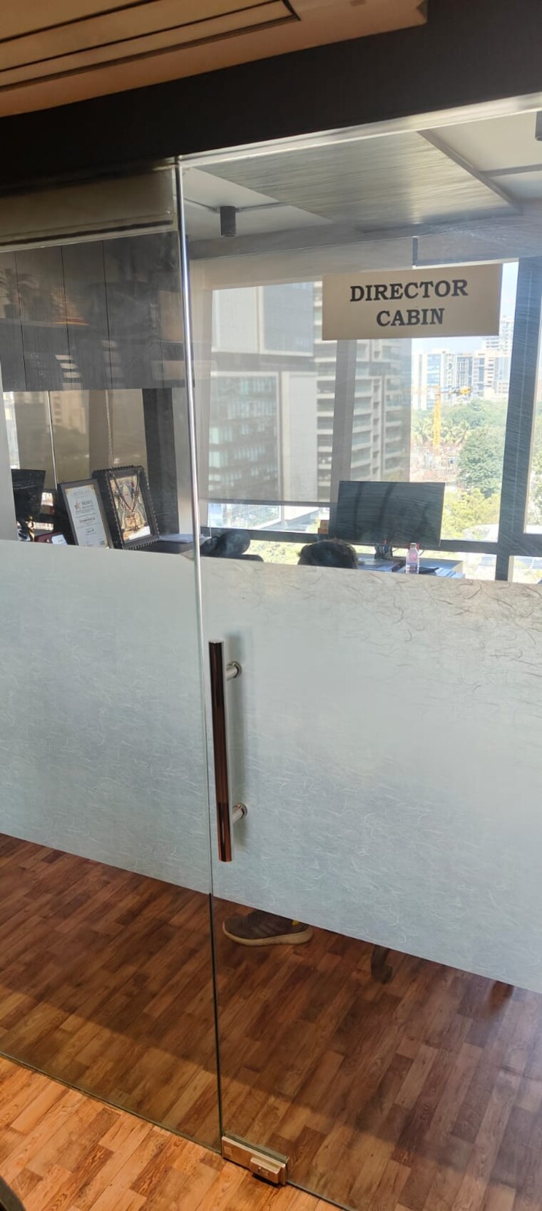 Room, shivalik-shilp Commercial Office Space 1058 Sq.Ft. In Sanidhya Ahmedabad 9135858