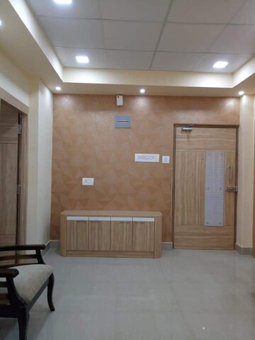 Room in  Office Space at Ho Chi Minh Sarani – for Sale