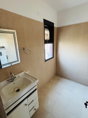 Room in 2 BHK Apartment at Migsun Twiinz, Eta Ii Greater Noida – for Sale