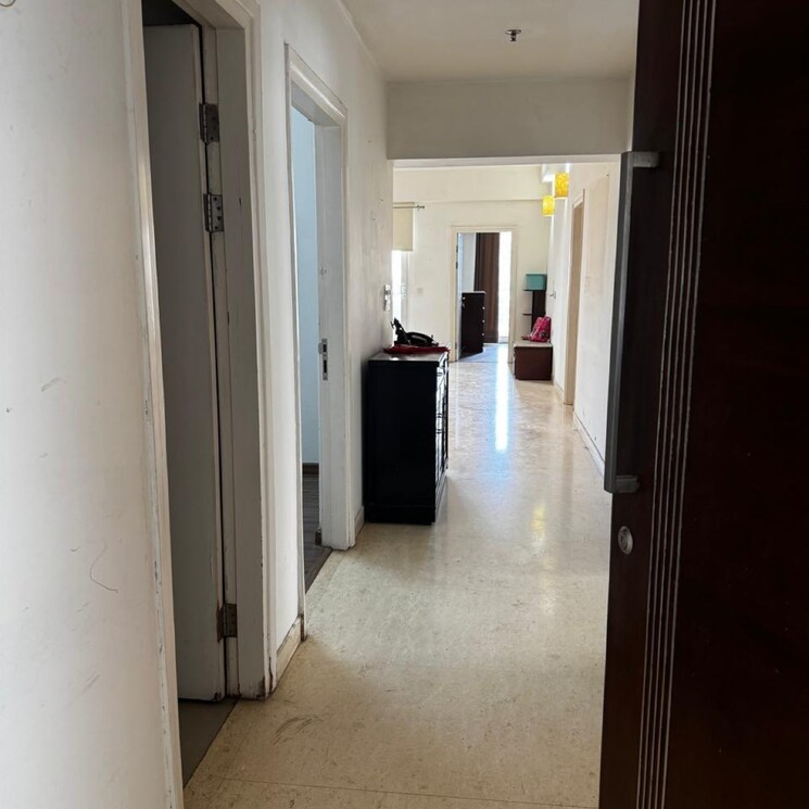 undefined, emaar-mgf-the-palm-drive-villas 3.5 Bedroom 1950 Sq.Ft. Apartment In Sector 66 Gurgaon 9135903