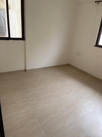 Room in 2 BHK Apartment at Kadamba Plateau – for Rent