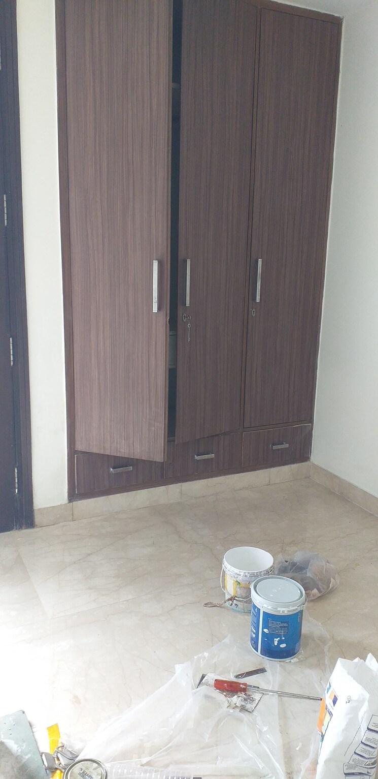 Room, veera-safdarjung-enclave 3 Bedroom 1600 Sq.Ft. Builder Floor In Safdarjung Enclave Delhi 9135960