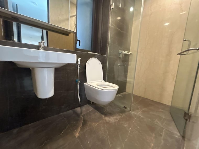 Bathroom, lodha-the-park 2 Bedroom 899 Sq.Ft. Apartment In Worli Mumbai 9135956