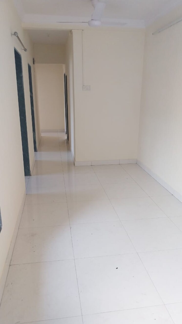 Room, tilak nagar 3 Bedroom 750 Sq.Ft. Apartment In Tilak Nagar Mumbai 9136246