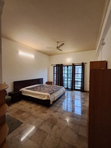 Staircase in 3.5 BHK Builder Floor at Hsr Layout – for Rent