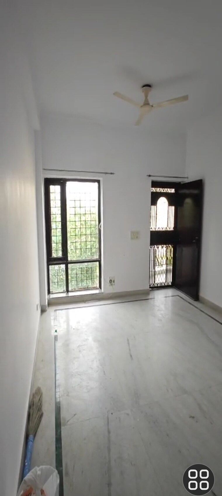 Living Room, coral-apartments 3 Bedroom 1350 Sq.Ft. Apartment In Ramprastha Greens Ghaziabad 9136608