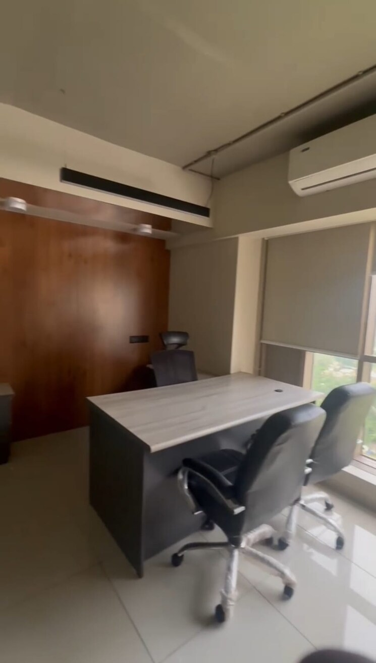 Team Area, shilp-epitome Commercial Office Space 1400 Sq.Ft. In Bodakdev Ahmedabad 9136361