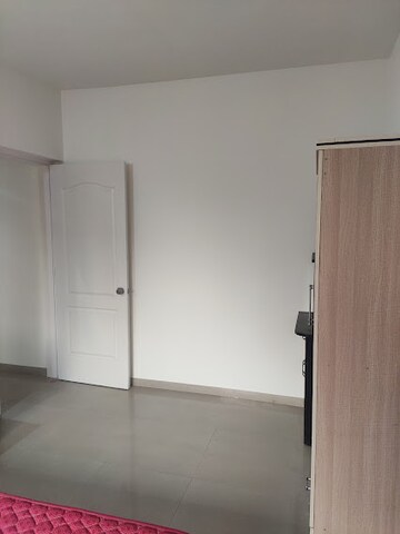 Room in 2 BHK Apartment at Madhuban Apartment, Balewadi – for Rent