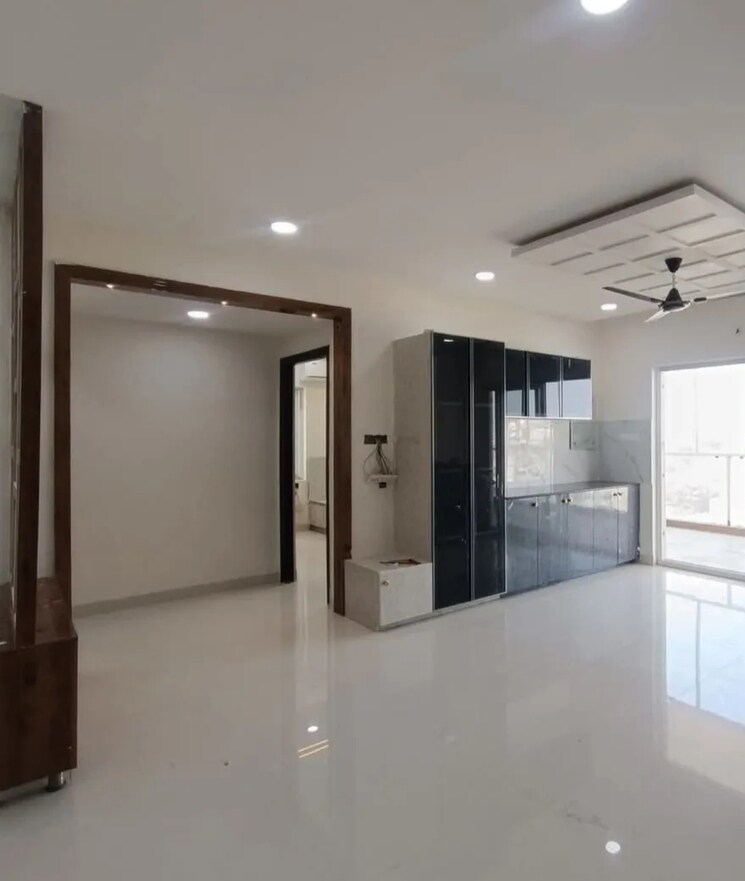 Room, puri-diplomatic-greens-phase-i 3 Bedroom 1700 Sq.Ft. Apartment In Sector 111 Gurgaon 9136510