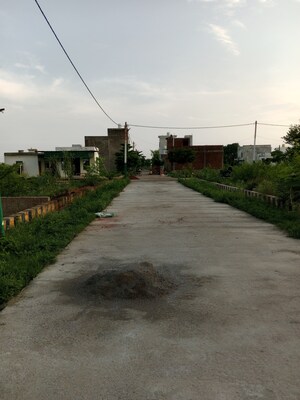  Plot For Sale in Gwalior Road