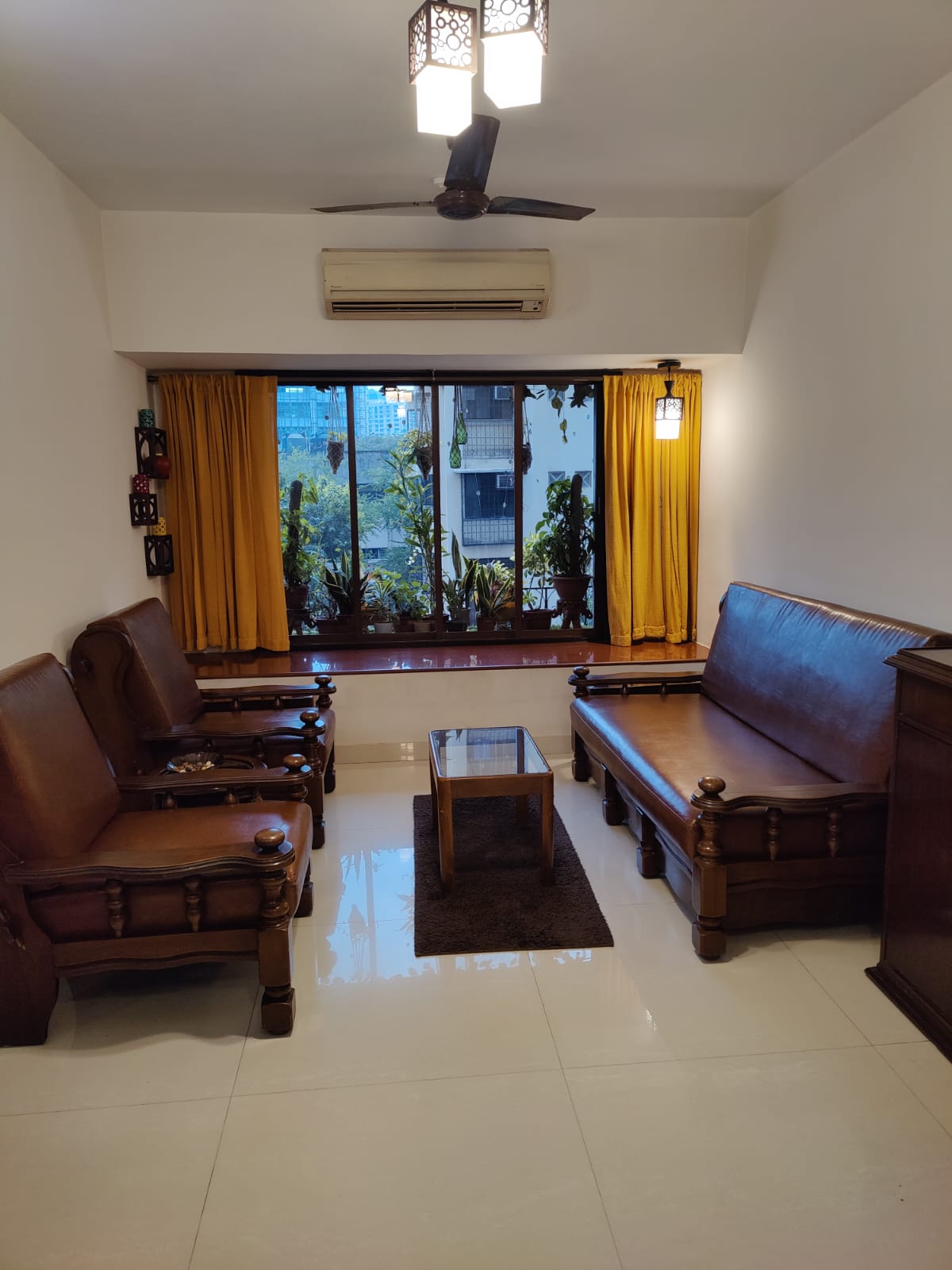 2 BHK 975 Sq.Ft. Apartment in Runwal Centre