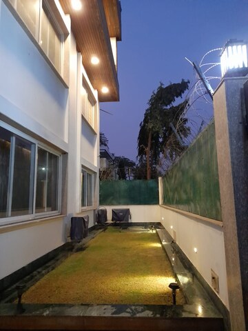 Balcony in 4 BHK Independent House at Delta Ii Greater Noida – for Rent