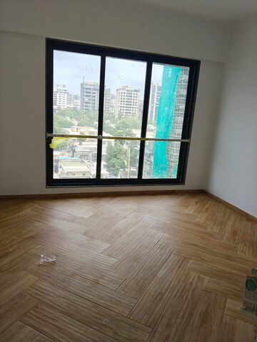 Room in 3 BHK Apartment at Prem Sagar CHS Santacruz West, Santacruz West – for Sale