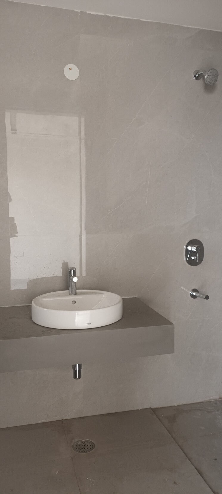 Bathroom, ramprastha greens 4 Bedroom 2650 Sq.Ft. Apartment In Ramprastha Greens Ghaziabad 9060283