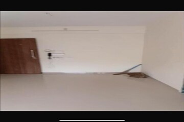 Room in 1 BHK Apartment at Goregaon West – for Rent