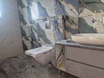 Bathroom in 3 BHK Builder Floor at RWA Apartments Sector 41, Sector 41 – for Rent