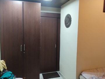 Furnished Amenities in 2 BHK Apartment at Gomti Nagar – for Rent