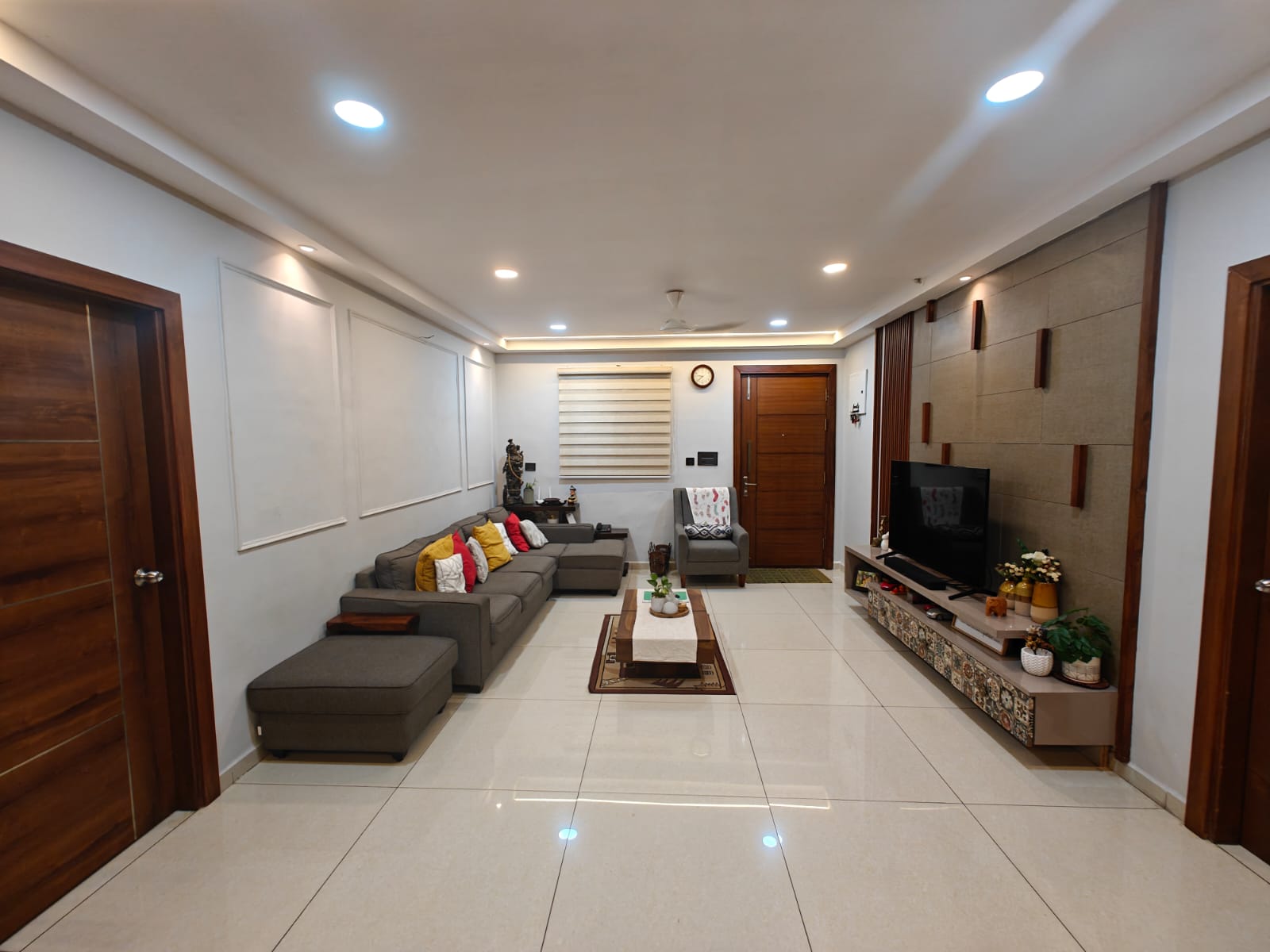 3 BHK + Pooja Room Apartment For Rent in Marina Skies