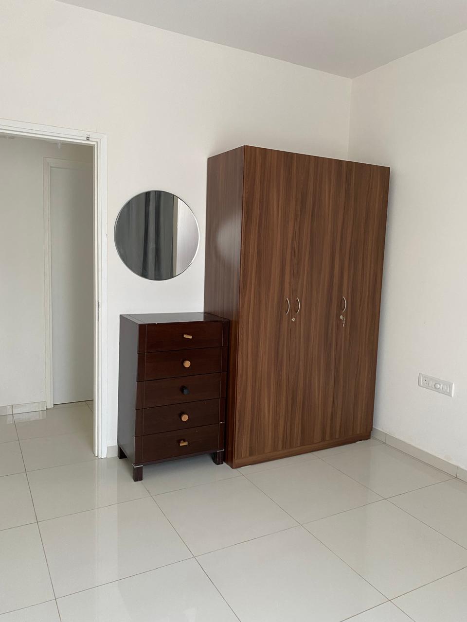 2 BHK Apartment For Rent in Godrej Aqua